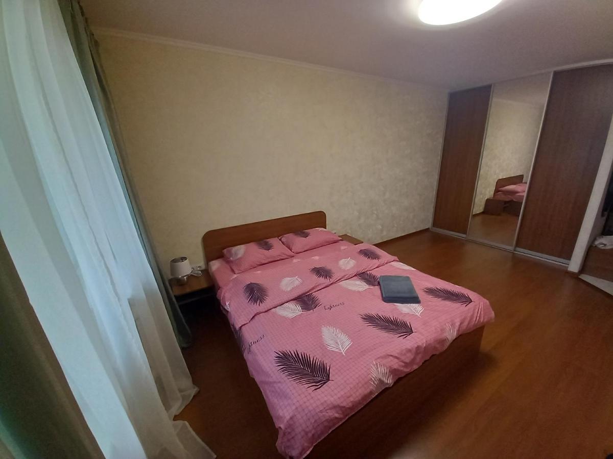 Apartment Darnitca Kiev Ngoại thất bức ảnh